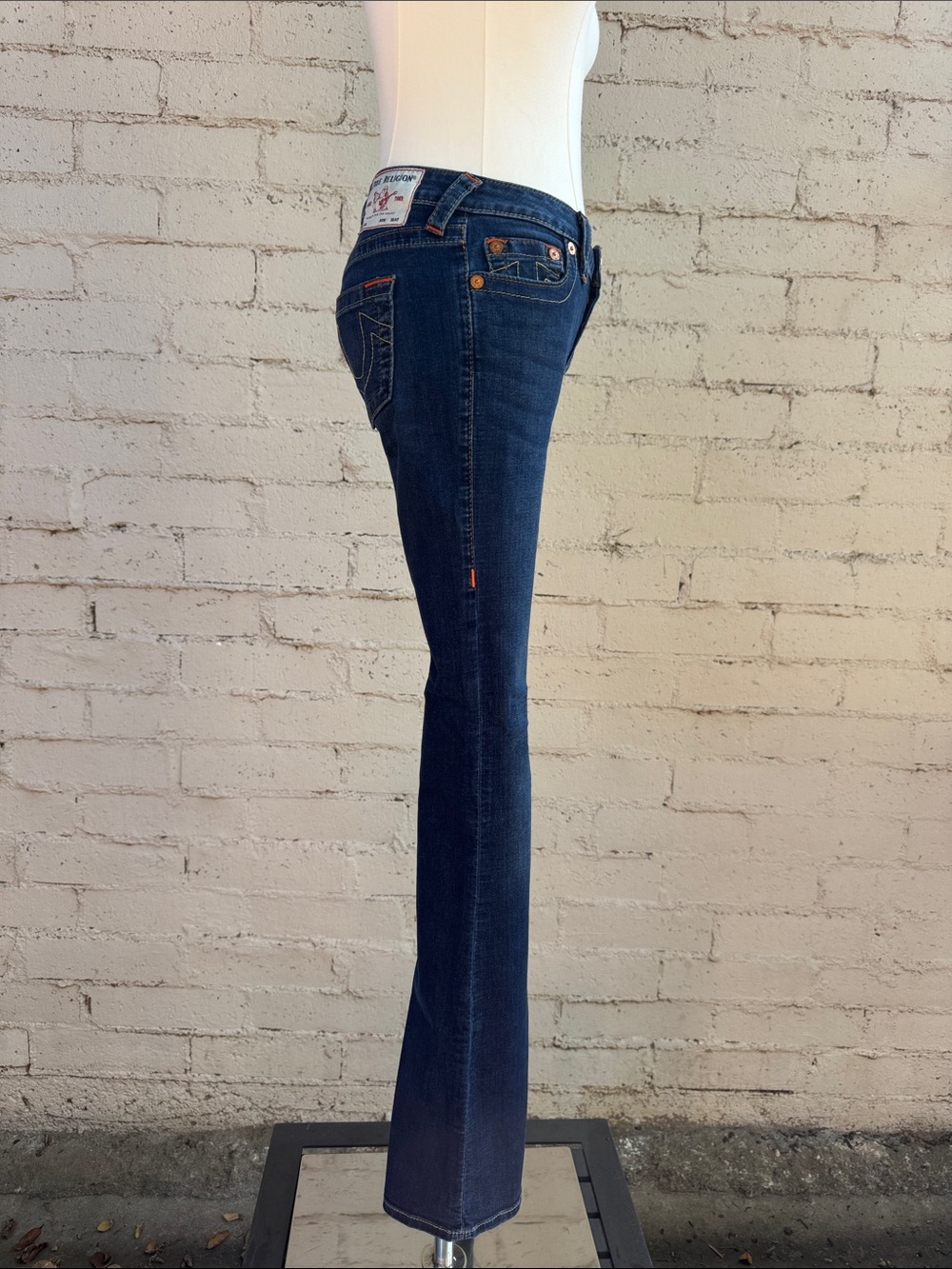 True Religion Becca Mid Rise Bootcut Jeans Indigo Size 25 - Picture 5 of 16